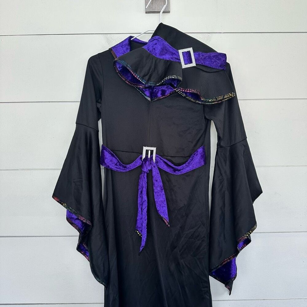 Spirit Halloween Kids Medium Witch Wizard Costume Halloween cosplay